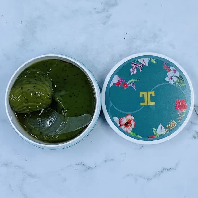 Jayjun Green Tea Eye Gel Patch review photo by skincaringandsharing