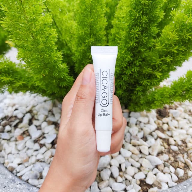 Isoi Cica Lip Balm review photo by Cristagen