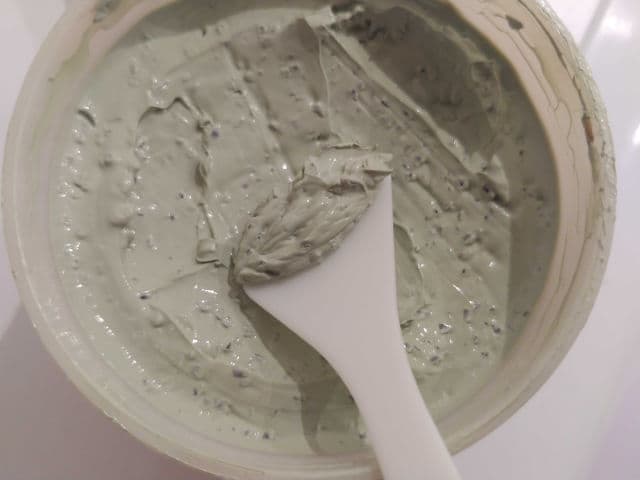 SKIN79 Green Tea Clay Mask review photo by TiaMia