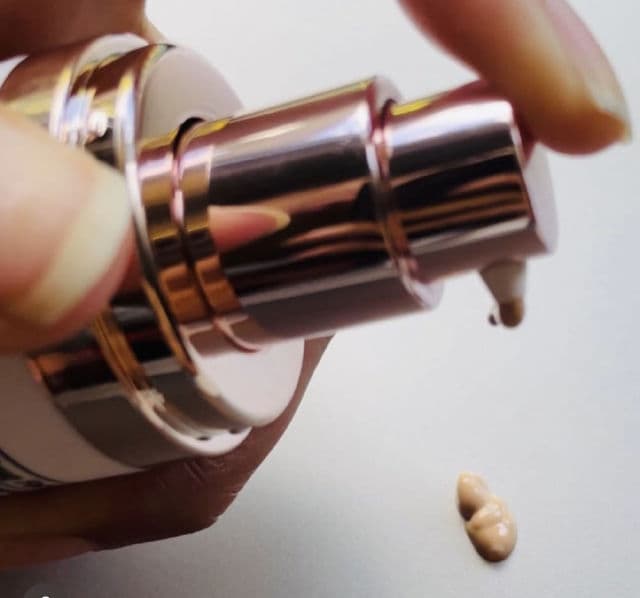 DRMTLGY Physical Universal Tinted Moisturizer SPF 44 review photo by PN
