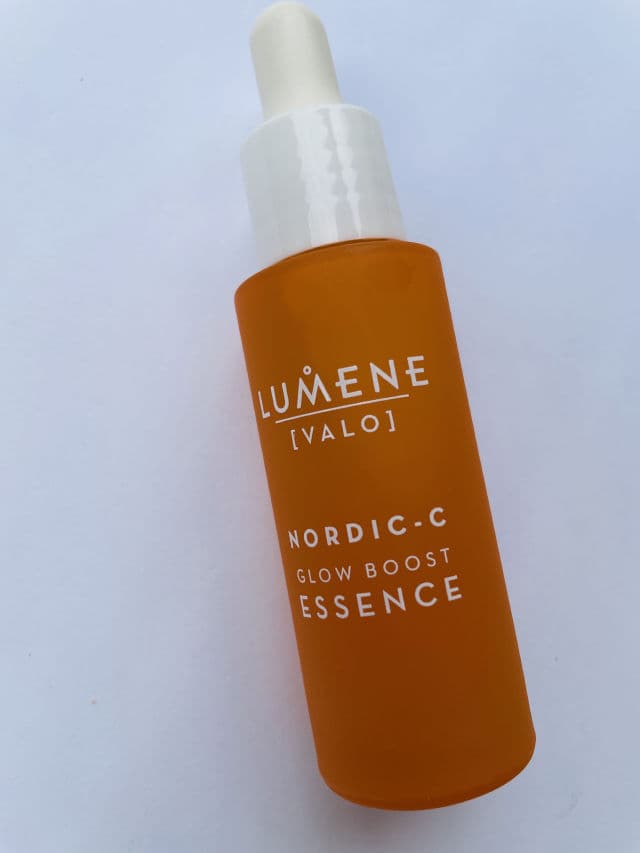 Lumene Nordic-C Valo Glow Boost Essence review photo by PN