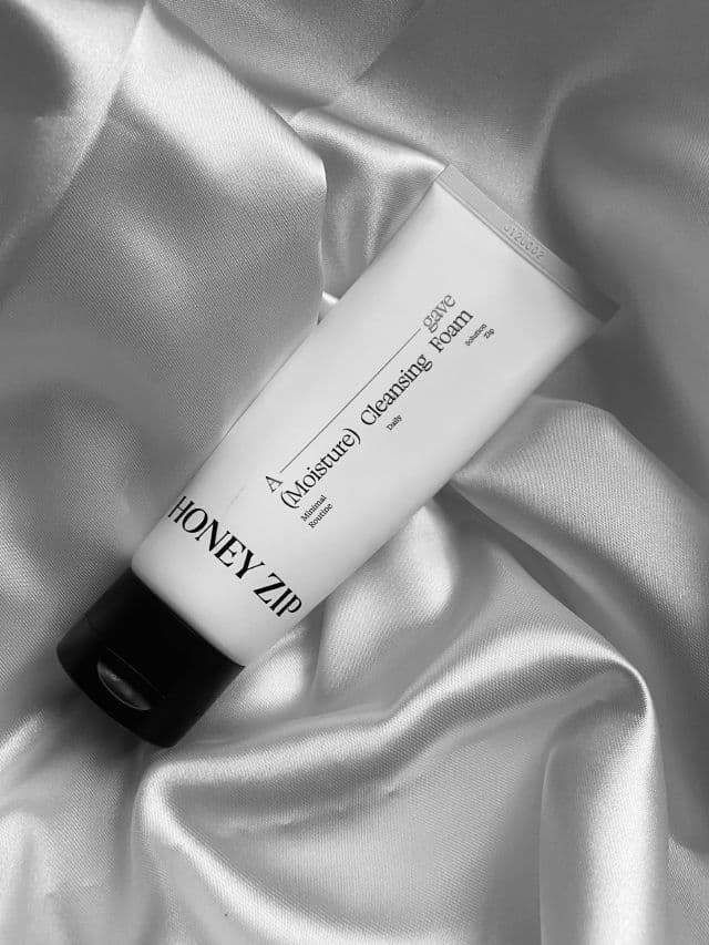 Honey Zip Agave Moisture Cleansing Foam review photo by rbyxsavi