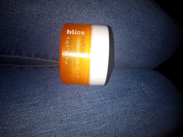 Bliss Bright Idea Vitamin C + Tri-Peptide Collagen Protecting & Brightening Moisturizer review photo by kellykyra8710