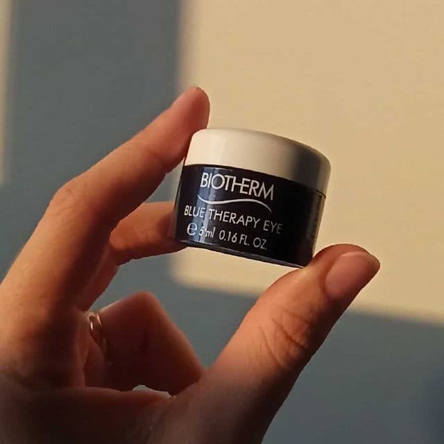 Biotherm Blue Therapy Eye Anti-Aging Eye Cream review photo by realskincares