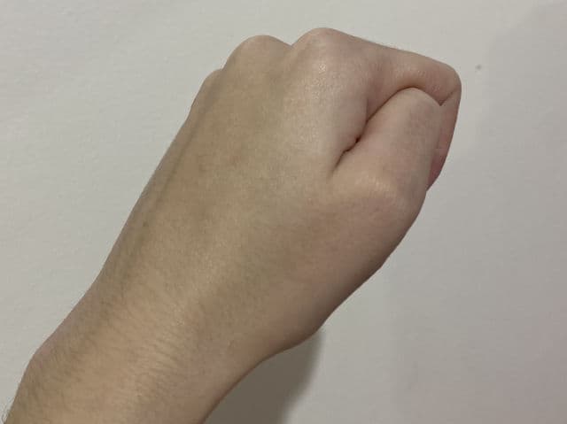 Natura Chronos Ultra-Light Multi-Protective Fluid SPF 50 review photo by marifunghetti