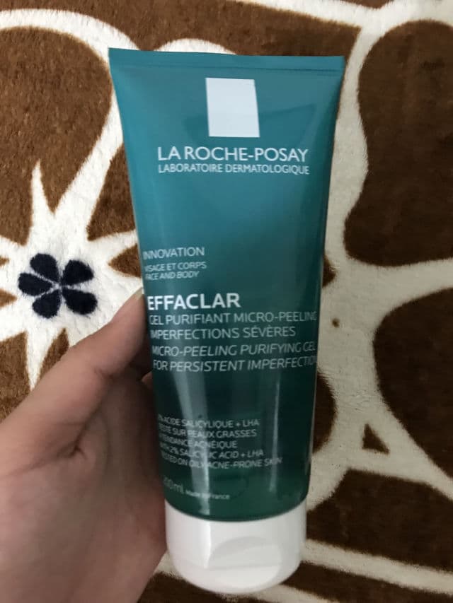 Effaclar Micro-Peeling Purifying Gel Cleanser product review