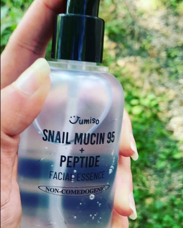 Jumiso Snail Mucin 95 + Peptide Essence review photo by WhiskeyWisdom