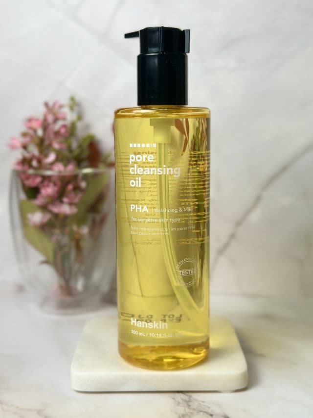 HANSKIN Pore Cleansing Oil PHA review photo by BlandReviews