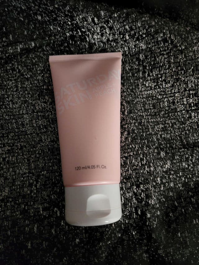 Saturday Skin Rise + Shine Gentle Cleanser review photo by xslowlyxbrokenx