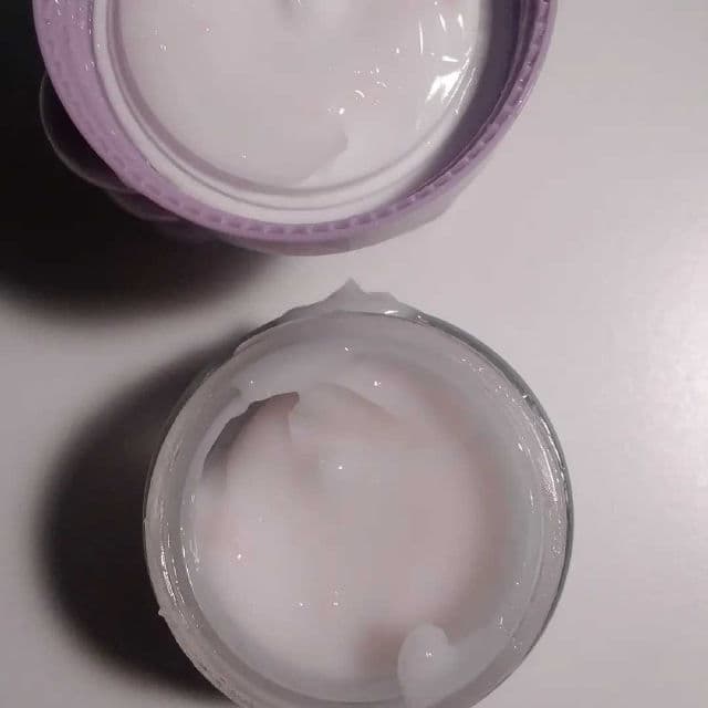 Vegan Active Berry Lifting Cream product review