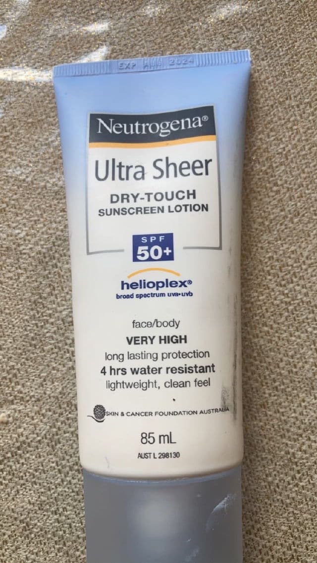 Neutrogena Ultra Sheer Face & Body Lotion SPF50 review photo by skinjjunkie