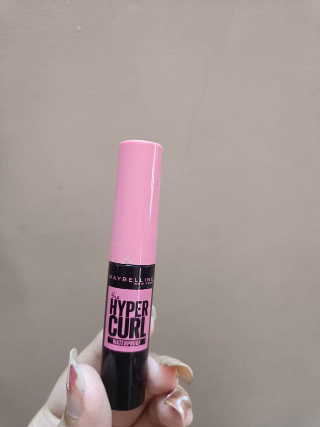Maybelline Hypercurl Easy Wash Mascara review photo by reba