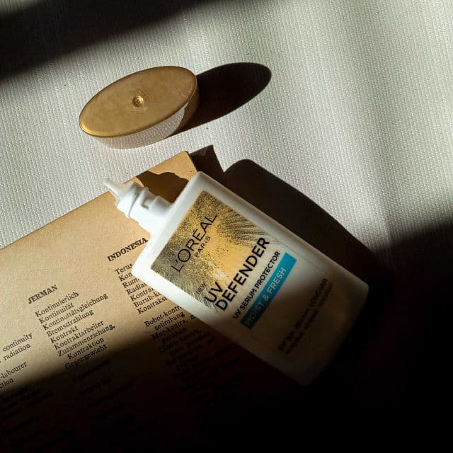 L'Oreal Paris UV Defender Moisture & Fresh SPF50+ PA++++ review photo by Dukaaparama