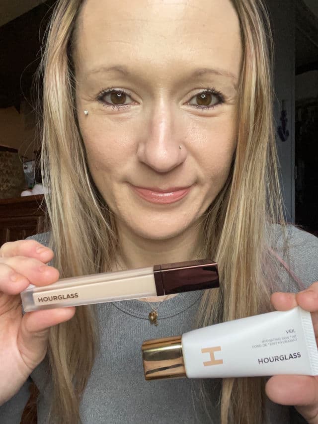Hourglass Cosmetics Veil Hydrating Skin Tint review photo by BeautyByJennMarie