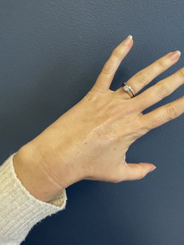 Exuviance Vespera Bionic Serum review photo by kbeautynewbie