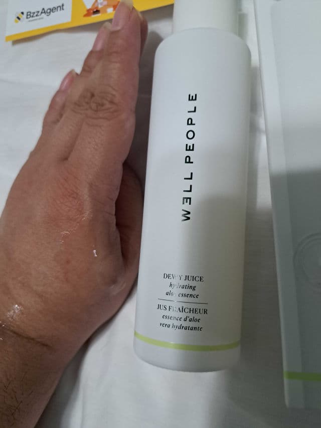 Well People Dewy Juice Hydrating Aloe Essence review photo by Vanessa6297