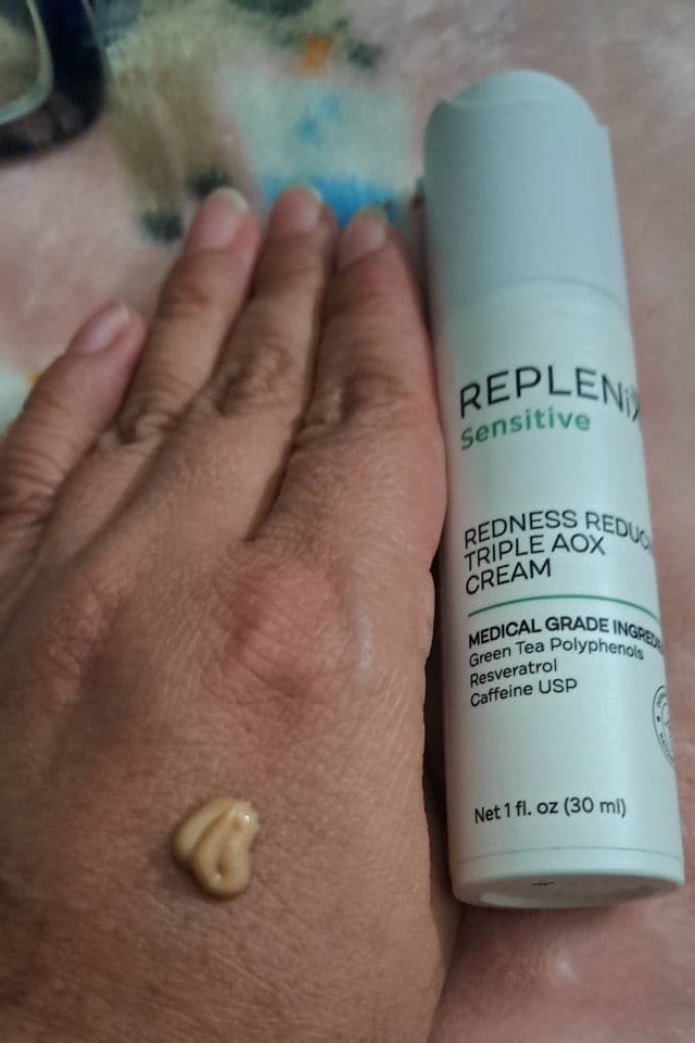Replenix Redness Reducing Triple AOX Cream review photo by Vanessa6297