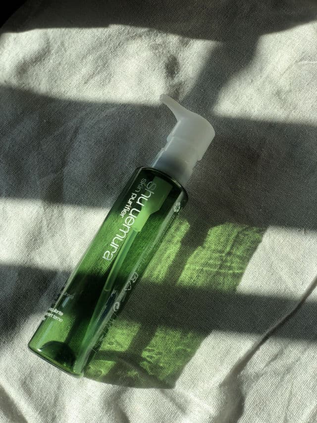 Shu Uemura Anti/Oxi+ Pollutant & Dullness Clarifying Cleansing Oil review photo by feelsosoph