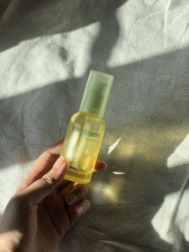 Green Tangerine Vita C Dark Spot Care Serum product review