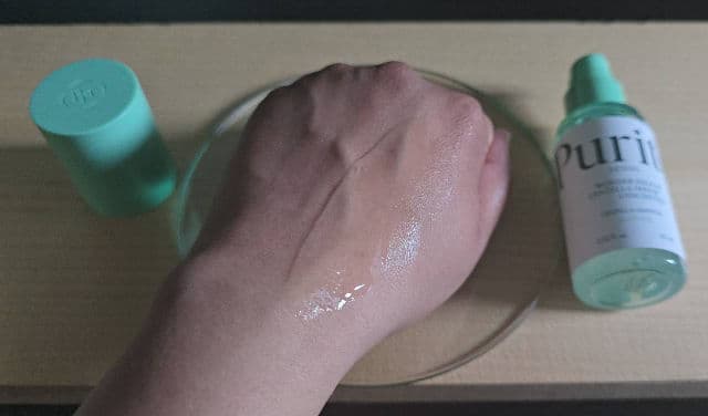 PURITO Wonder Releaf Centella Serum Unscented review photo by Pickysushi