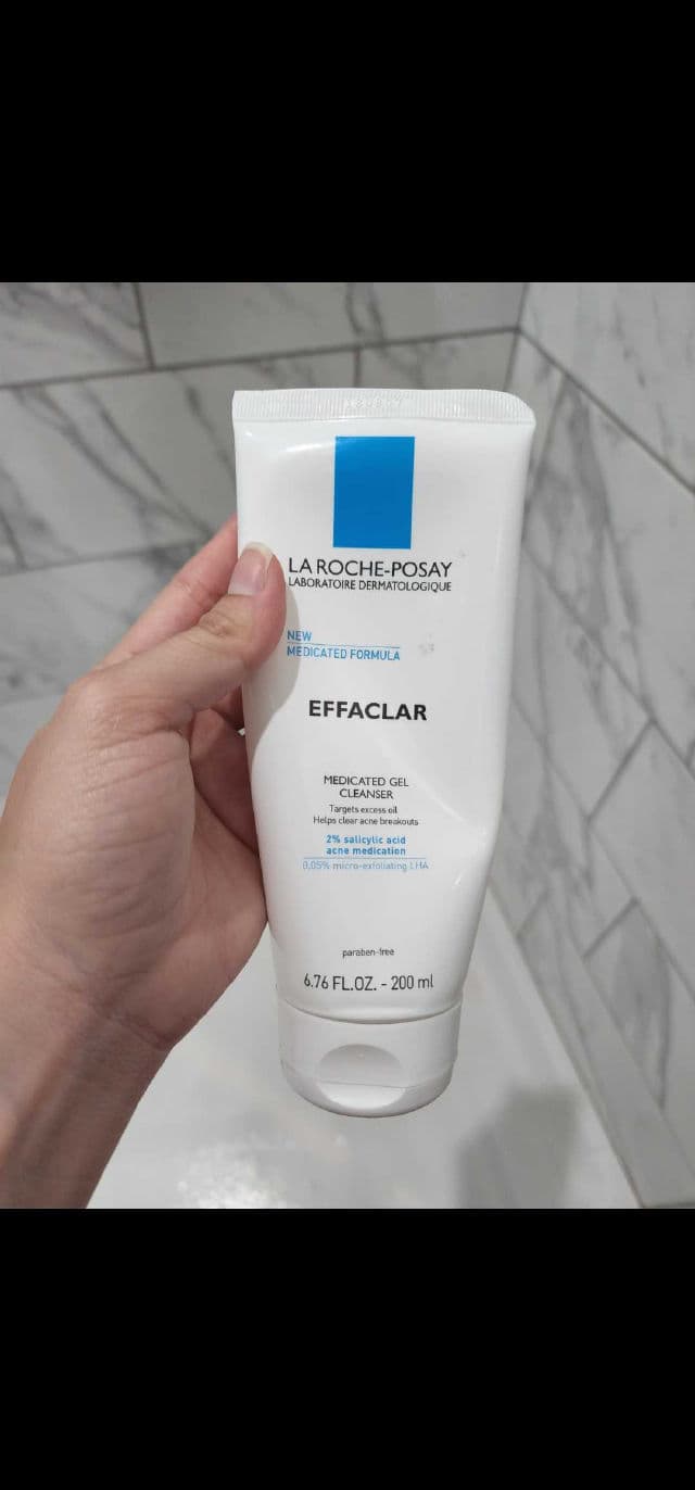 La Roche-Posay Effaclar Medicated Acne Face Wash review photo by maripiedrahita