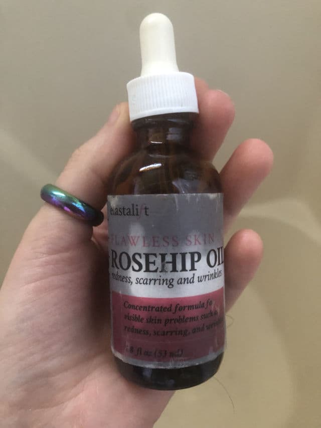 elastalift Rosehip Oil review photo by lxvenderskyes