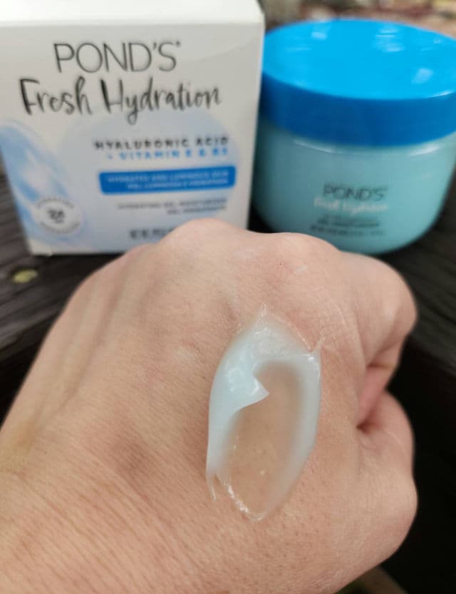 Pond's Gel Hydra Active review photo by BrandiFnBabyy