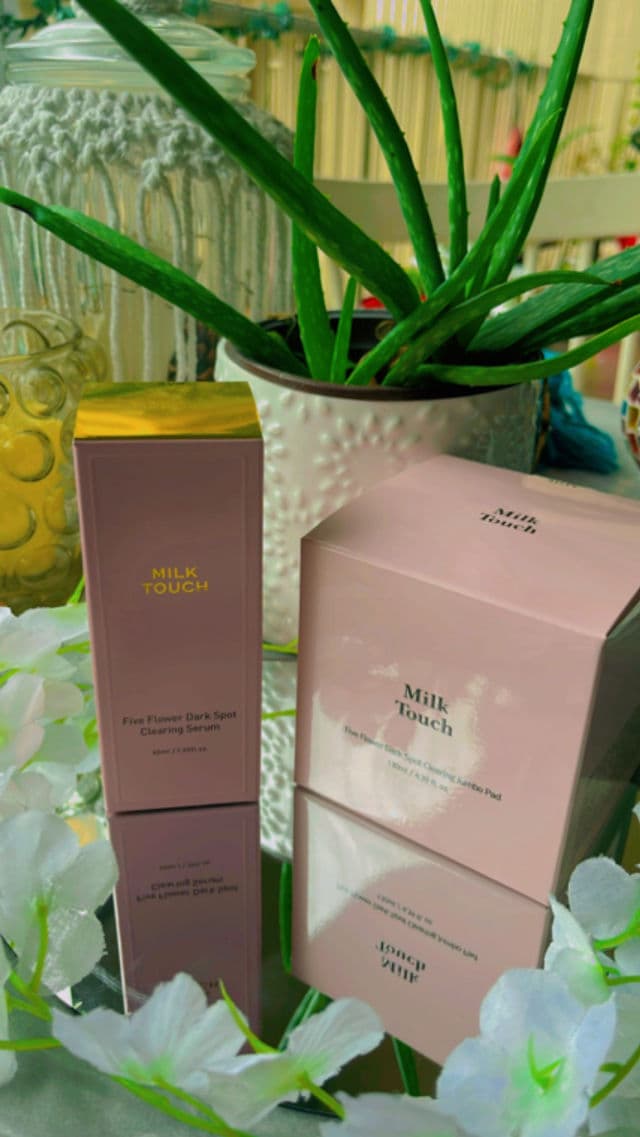 Milk Touch Five Flower Dark Spot Clearing Jumbo Pad review photo by Kash83