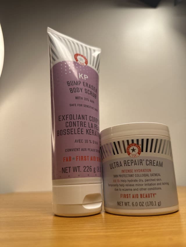 First Aid Beauty KP Bump Eraser Body Scrub review photo by hempresshesed