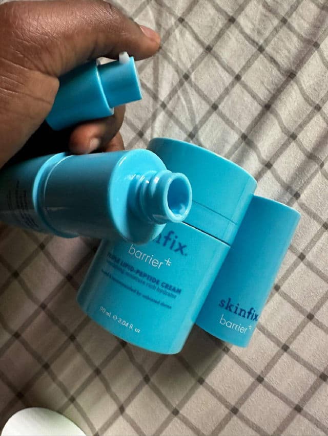 Skinfix Barrier Triple Lipid + Collagen Activating Serum review photo by thehempresshesed