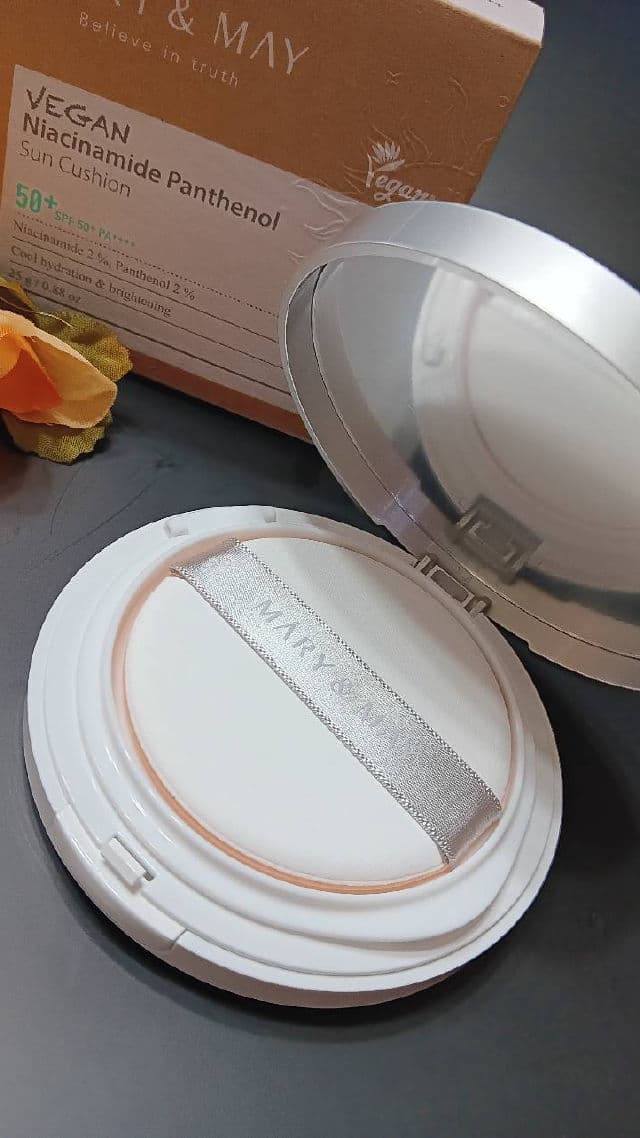 Mary&May Vegan Niacinamide Panthenol Sun Cushion SPF50+ PA++++ review photo by lamamaishere