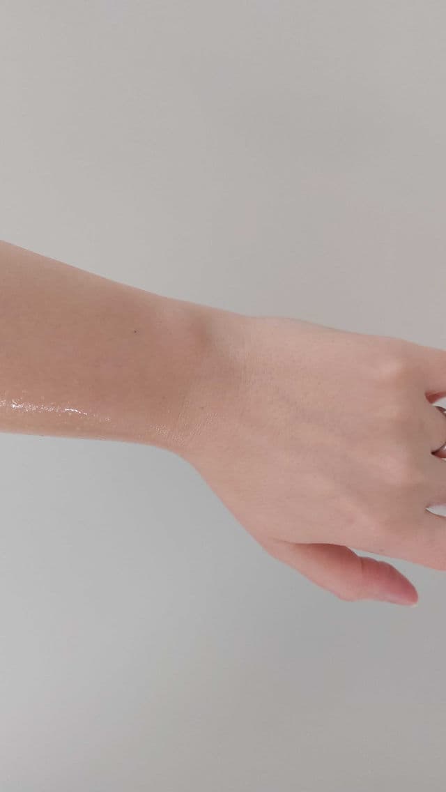 Meebak Cica Toner review photo by beautychocchoclatte