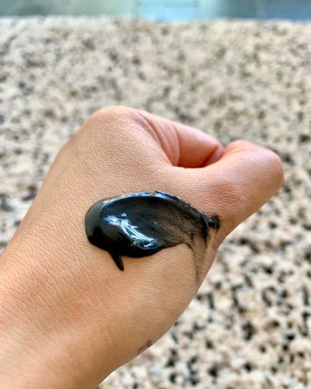 Dr. Botanicals Charcoal Superfood Mattifying Face Mask review photo by kemsworld
