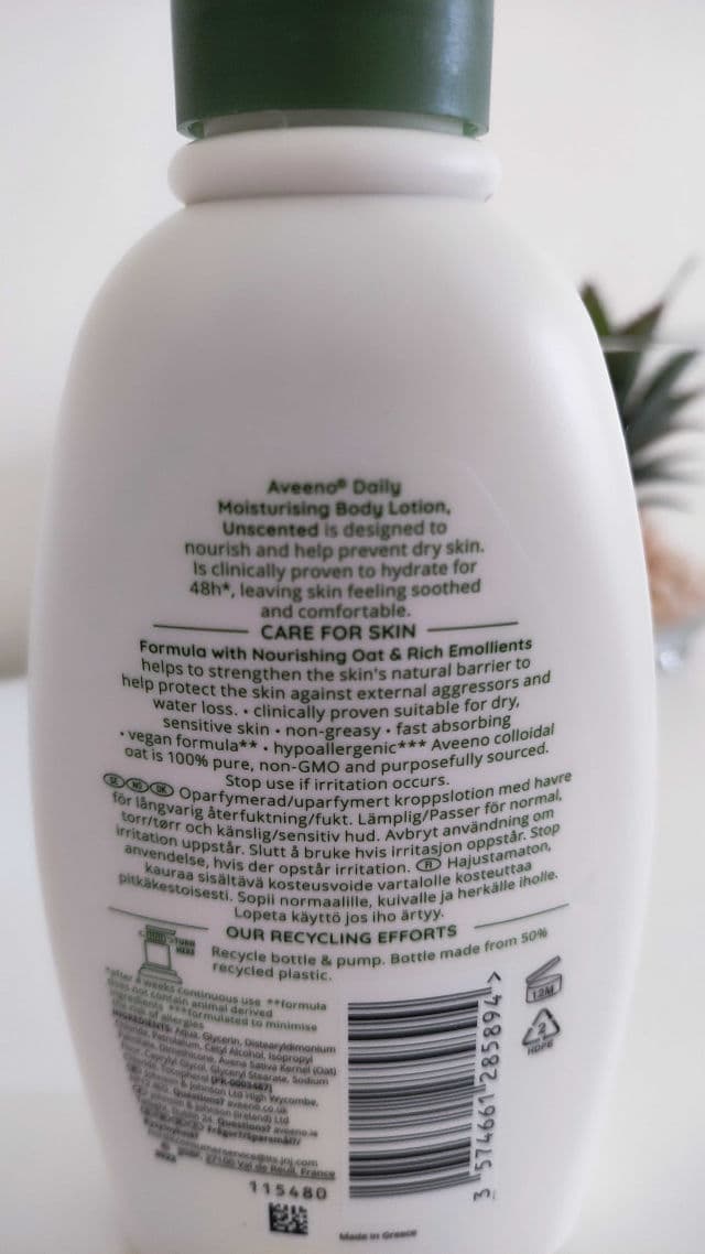 Aveeno Daily Moisturizer review photo by Shellprocter