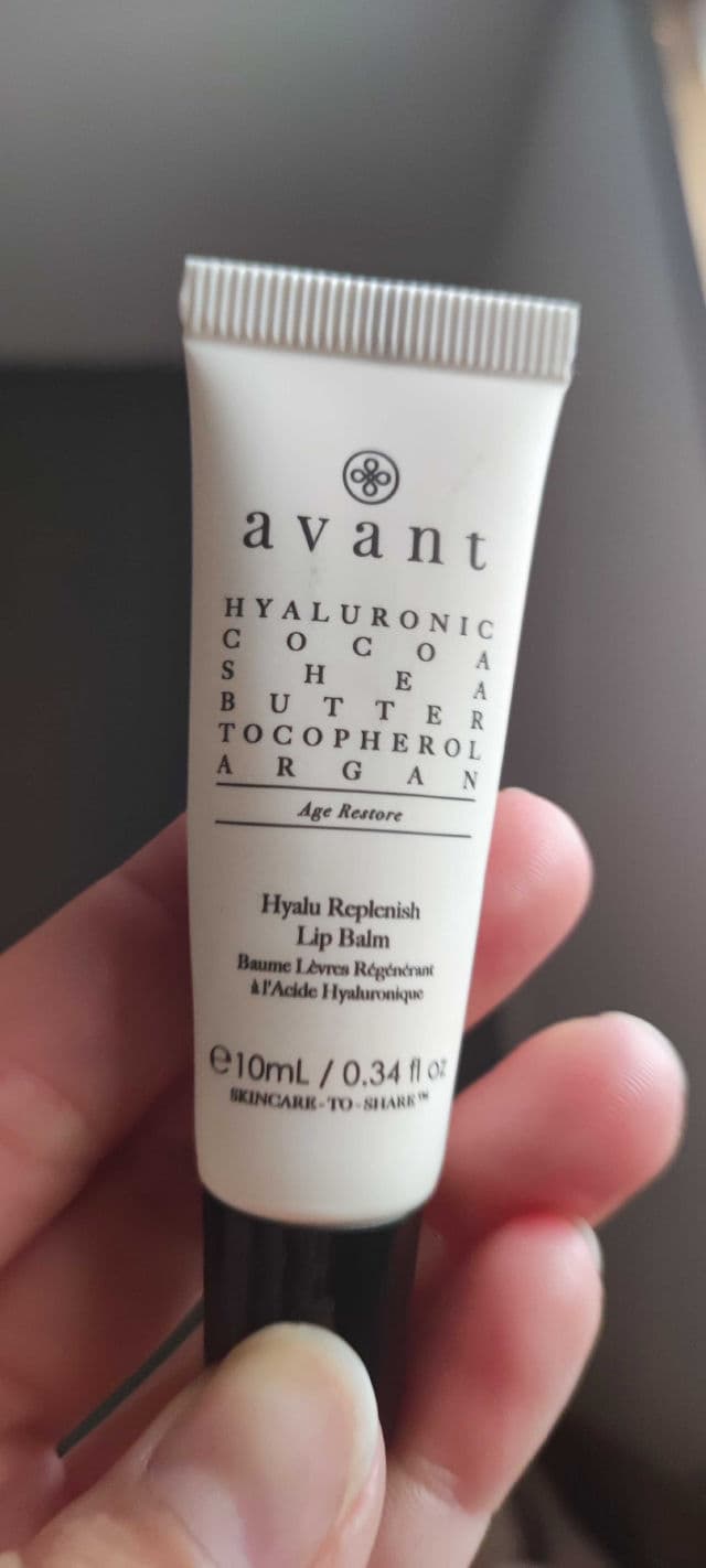 Avant Skincare Hyalu Replenish Lip Balm review photo by im40andhappy