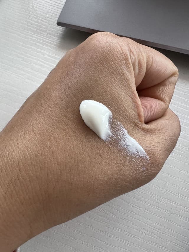 The Body Shop Skin Defence Multi- Protection Light Essence SPF 50 PA +++ review photo by LilSteps