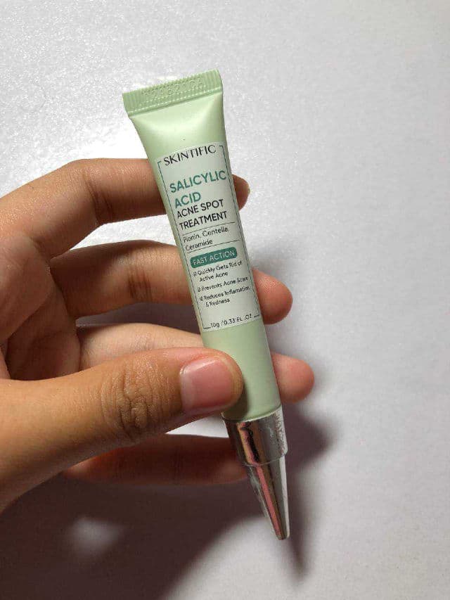 Skintific 2% Salicylic Acid Acne Spot Treatment Gel review photo by syazwinajohari