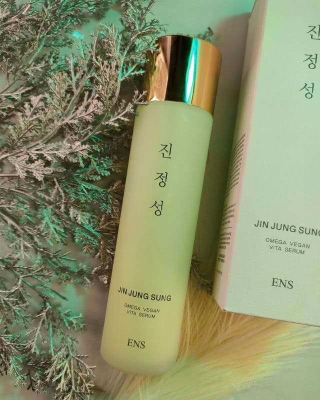 ENS Jin Jung Sung Omega Vegan Vita Serum review photo by maikeup