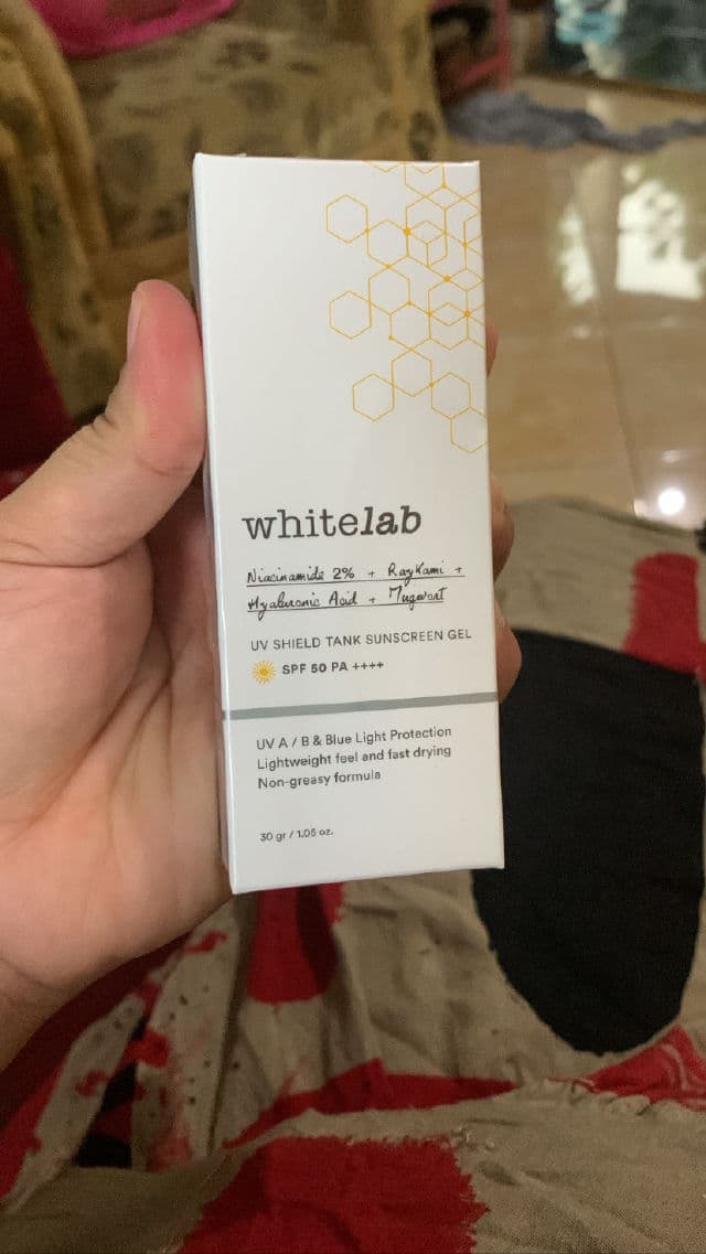 whitelab UV Shield Tank Sunscreen Gel SPF50++ PA++++ review photo by naflanayla