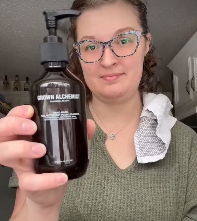 Grown Alchemist Hand Wash: Sweet Orange, Cedarwood, Sage review photo by kelikeii