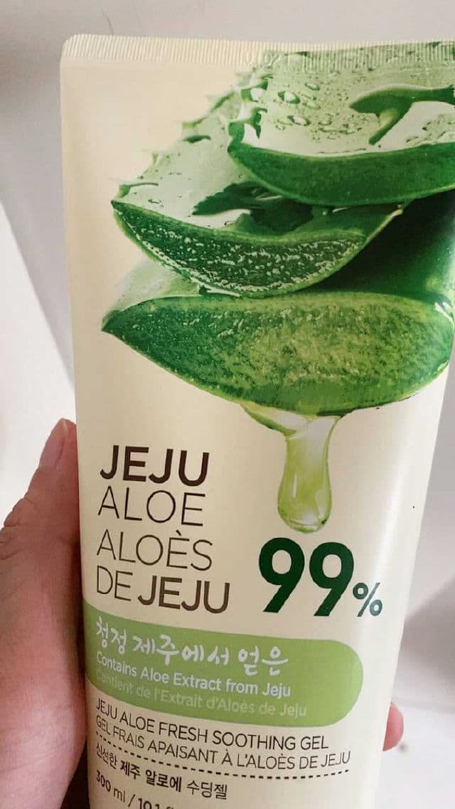 THE FACE SHOP Jeju Aloe 99% Fresh Soothing Gel review photo by SamiraHasanah
