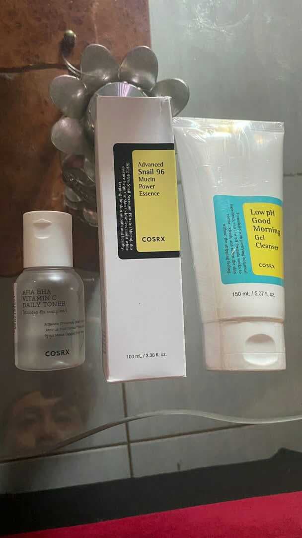 COSRX Low pH Good Morning Gel Cleanser review photo by SamiraHasanah