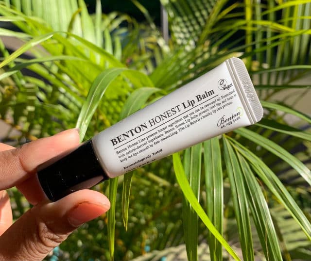 BENTON Honest Lip Balm review photo by Mansanas