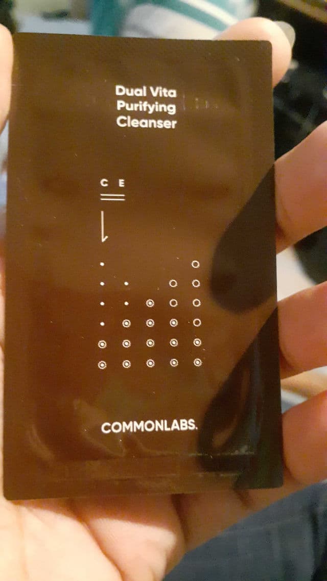 COMMONLABS Dual Vita Purifying Cleanser review photo by Mansanas