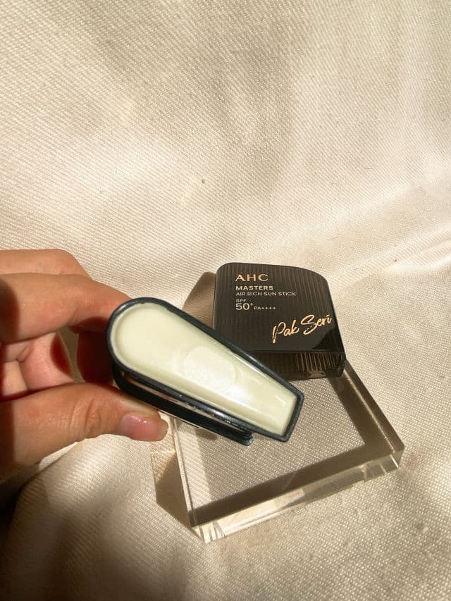 AHC Master Air Rich Sun Stick SPF50+PA++++ review photo by thihoang