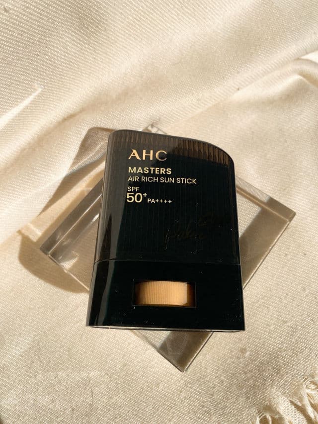AHC Master Air Rich Sun Stick SPF50+PA++++ review photo by thihoang