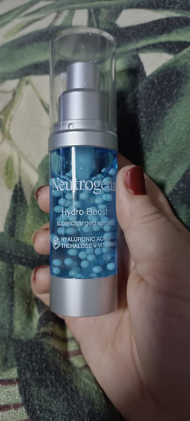 Neutrogena Hydro Boost™ Capsule in Serum review photo by itester