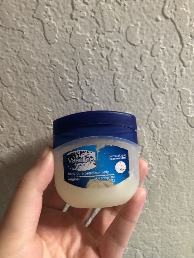 Vaseline Healing Jelly Original review photo by baongocjenny