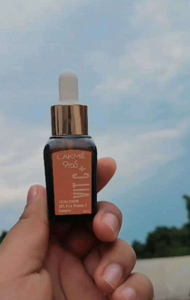 Lakmé 9to5 Vitamin C Facial Serum review photo by enchantress