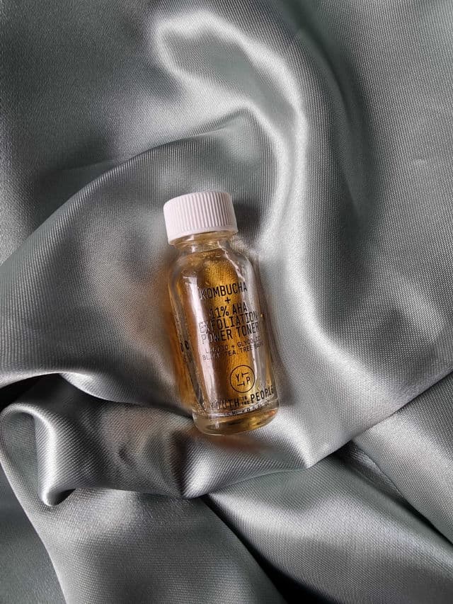 Youth To The People Kombucha + 11% AHA Exfoliation Power Toner review photo by Dearjobelle